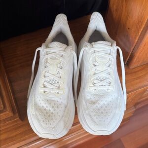 Hoka Clifton 9 Women Running Shoes 9.5B